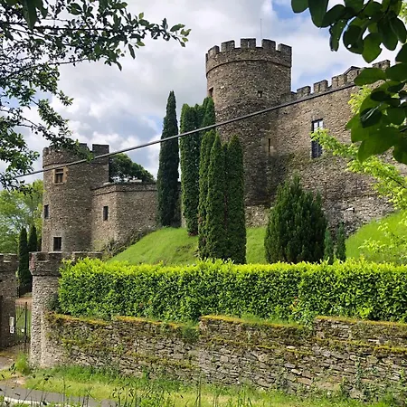 Au Bray Holiday home *